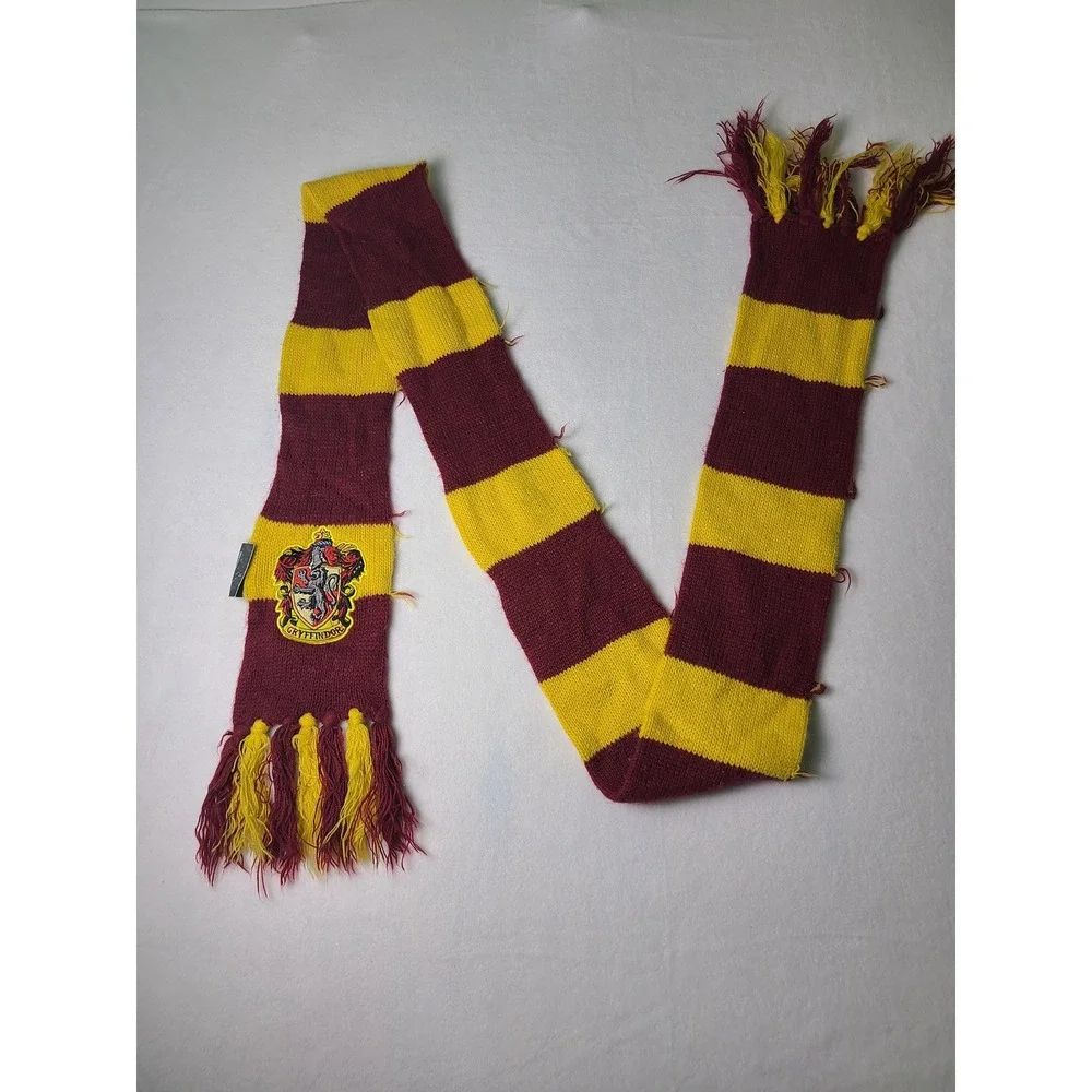 Harry Potter Gryffindor Scarf OS Burgundy Gold Knit House Crest Rubies Costume